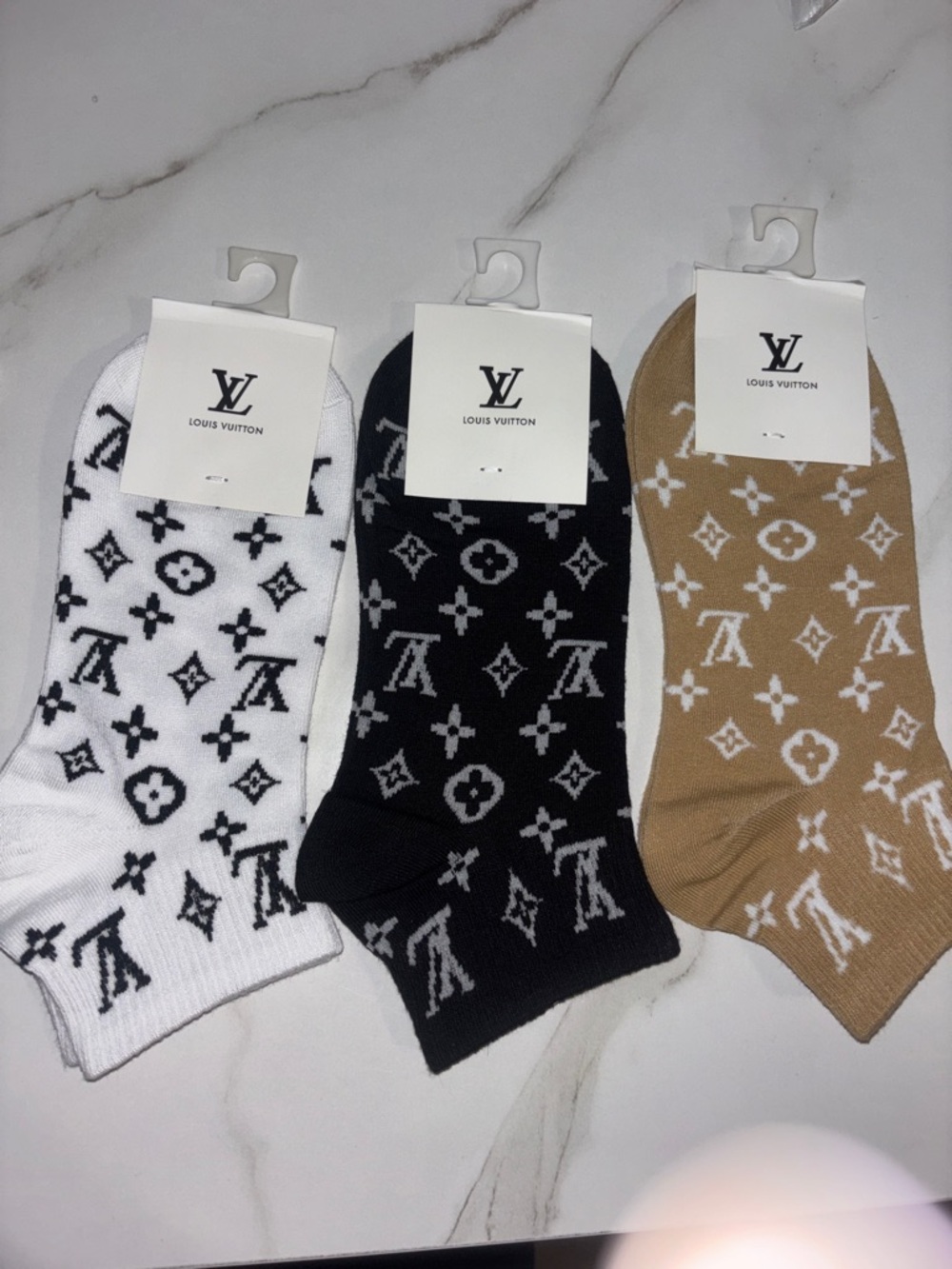 5 pairs Louis Vuitton Monogram Ankle Socks — Pink, Blue, White, Black & Tan - Picture 2 of 3
